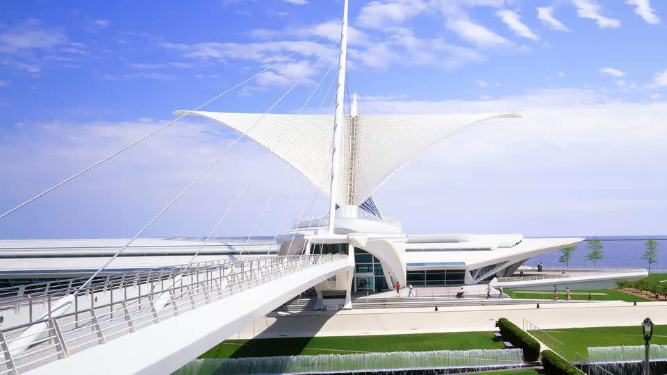 Milwaukee Art Museum Exterior