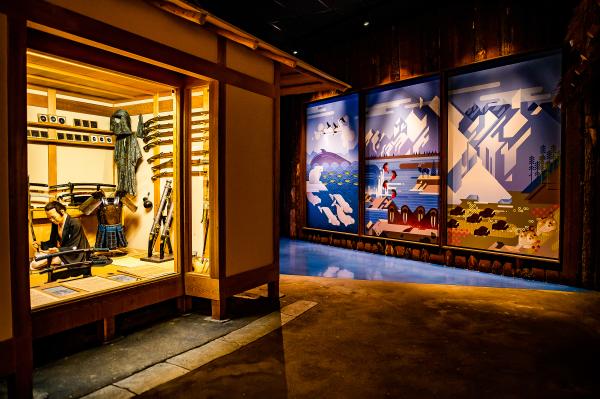 museum diorama showing asian culture