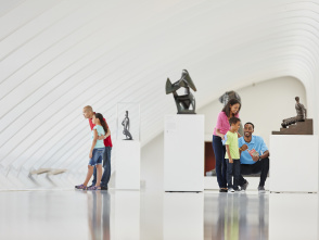 Familes looking around the Milwaukee Art Museum