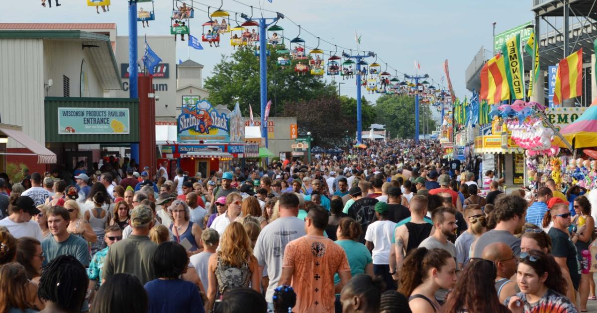 VM_Wisconsin State Fair_GrandstandAve